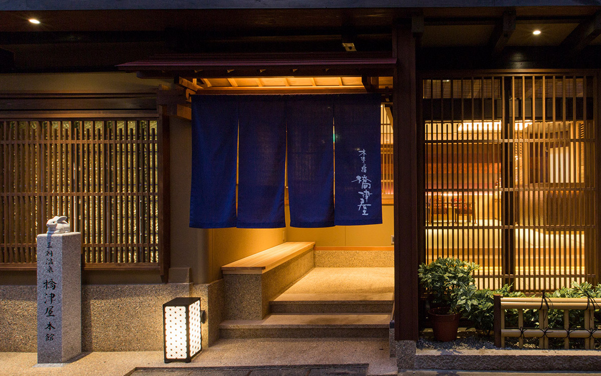 株式会社橋津屋のロゴ