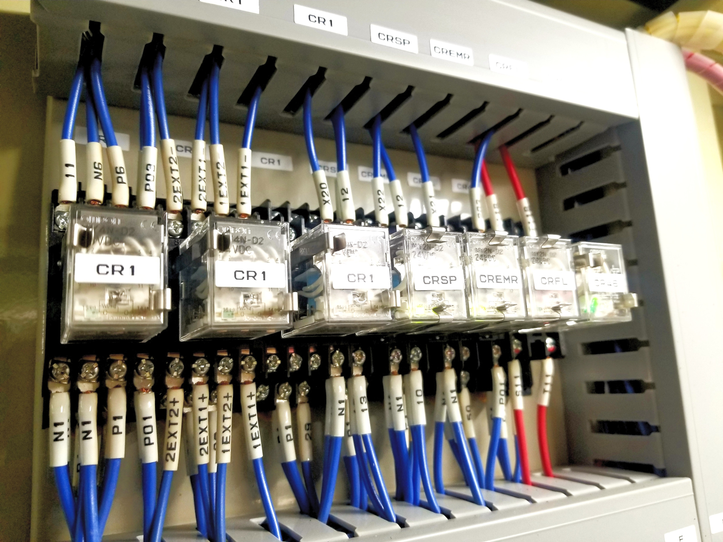 株式会社辻電機工業所のロゴ