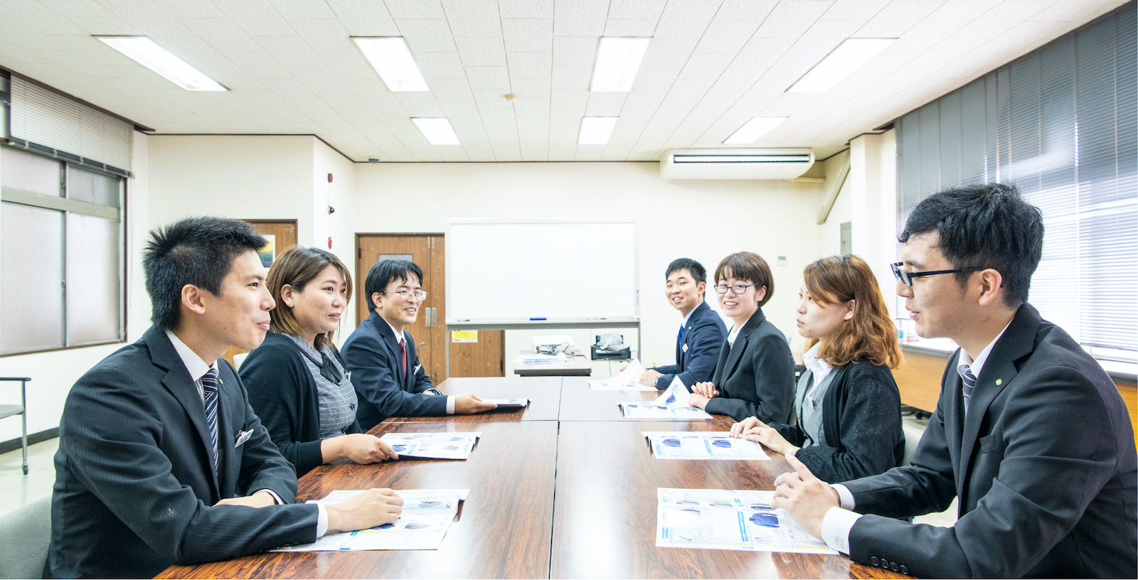 共和工機株式会社のロゴ