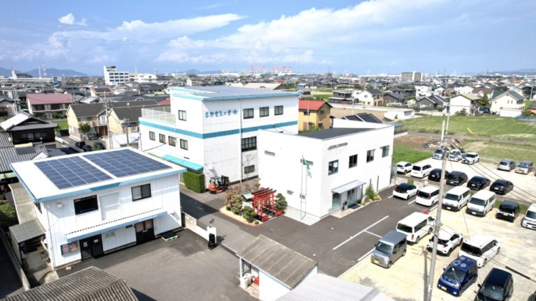 吉野電気工業株式会社のロゴ