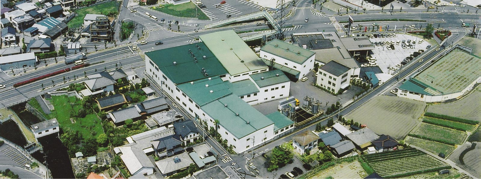 白川製紙株式会社のロゴ