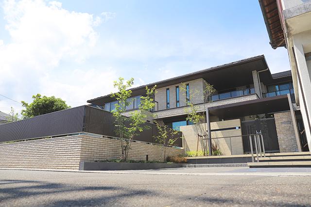 中部建商株式会社のロゴ