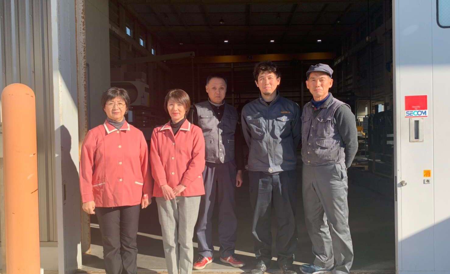 有限会社野賀鉄工所のロゴ