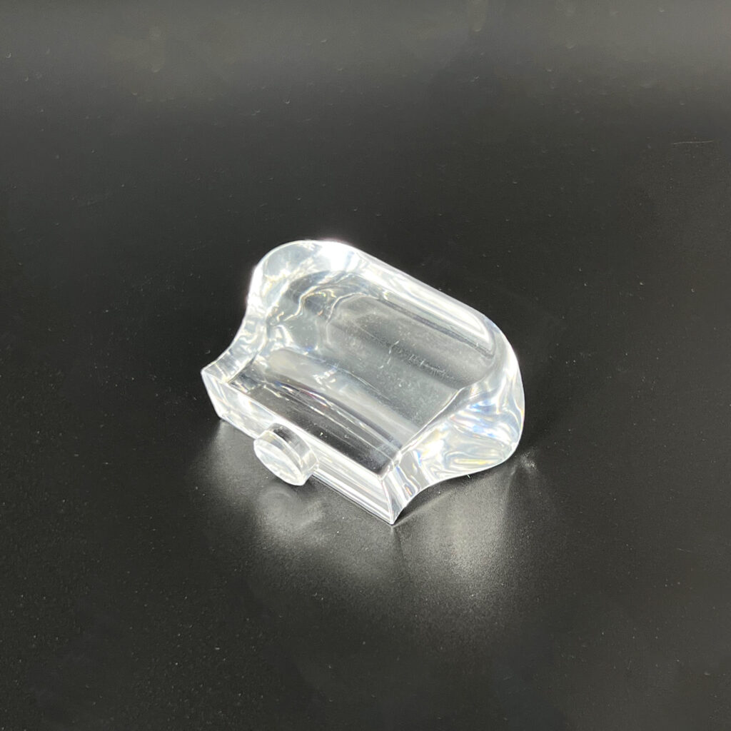 誠工プラスチックス工業株式会社のロゴ